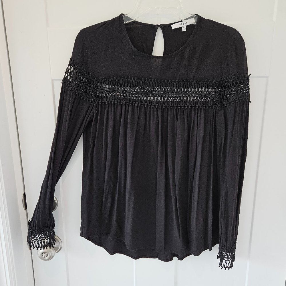 Ro & De  Top black Peasant Style with Open Work on chest and sleeves Size Med.